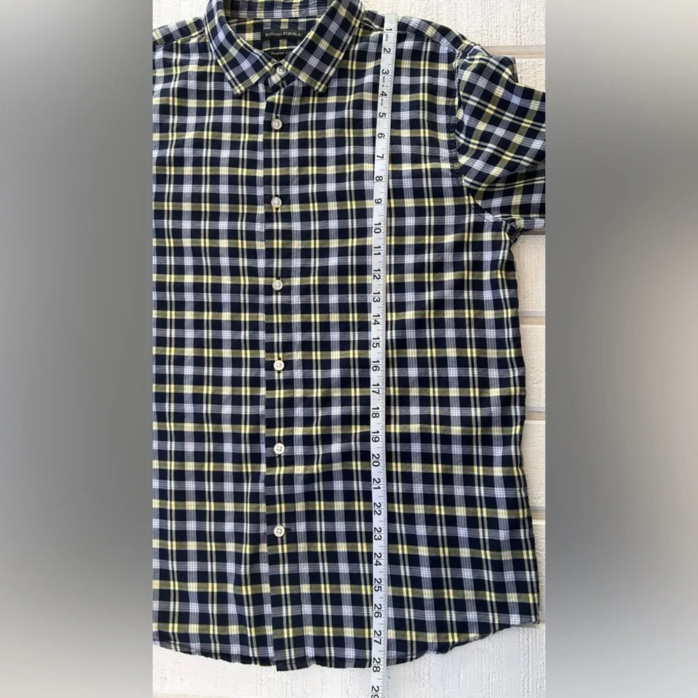 Banana Republic Men’s Intucked Slim Fit Button‎ Up Shirt Plaid Size Large